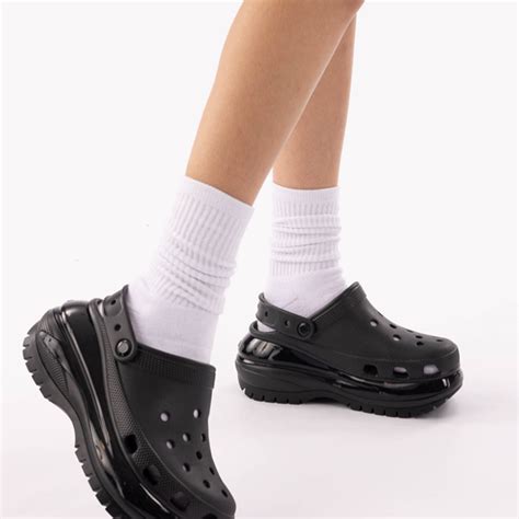 crocs pama photos